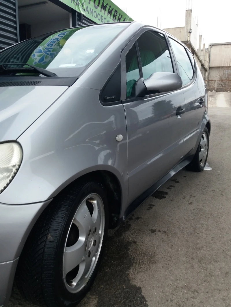 Mercedes-Benz A 190 Авангард, снимка 5 - Автомобили и джипове - 52311400
