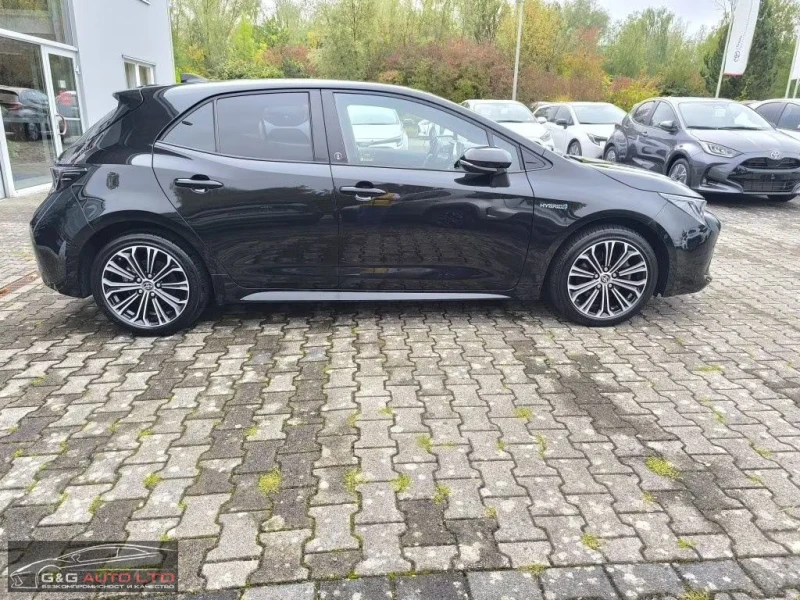 Toyota Corolla 2.0HEV/184HP/TEAM-D/CAM/NAVI/LE/CPLAY/KLESS/621g, снимка 5 - Автомобили и джипове - 52494129