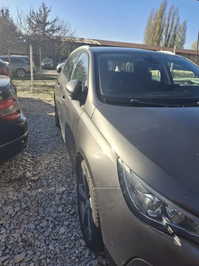 Peugeot 308 1.2i, снимка 5 - Автомобили и джипове - 52494546
