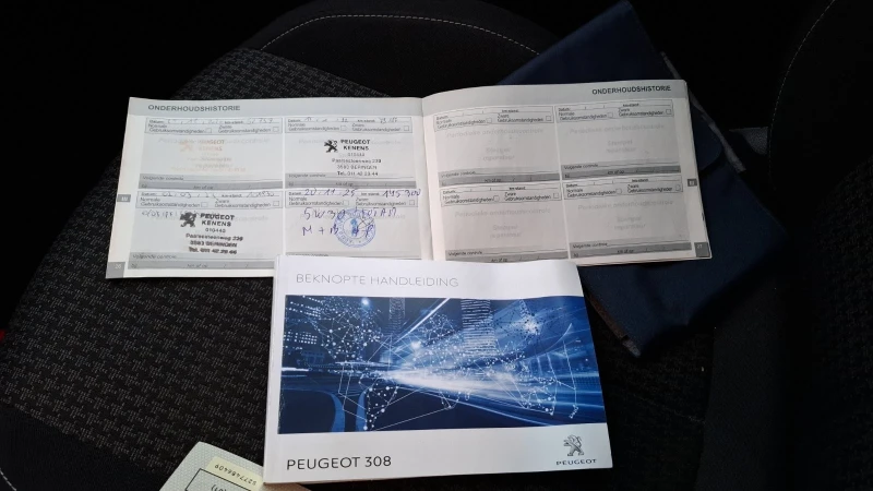 Peugeot 308 1.2i, снимка 10 - Автомобили и джипове - 52494546
