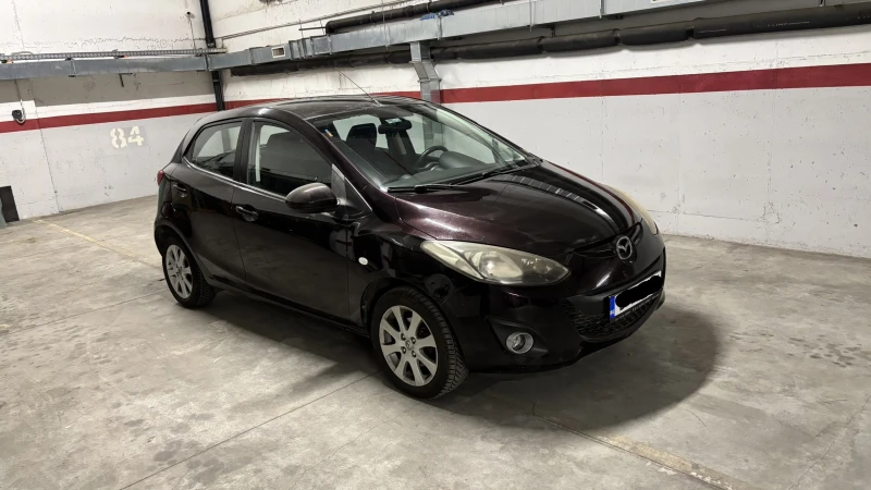 Mazda 2, снимка 2 - Автомобили и джипове - 53142551