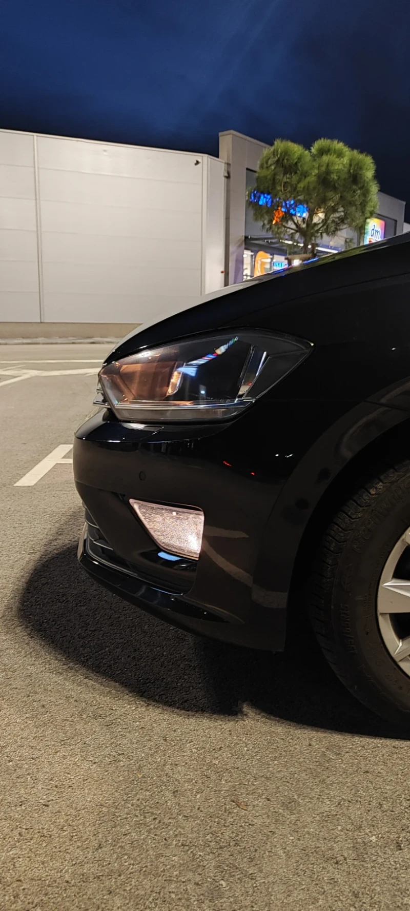 VW Sportsvan 1.6TDI, снимка 3 - Автомобили и джипове - 53263554