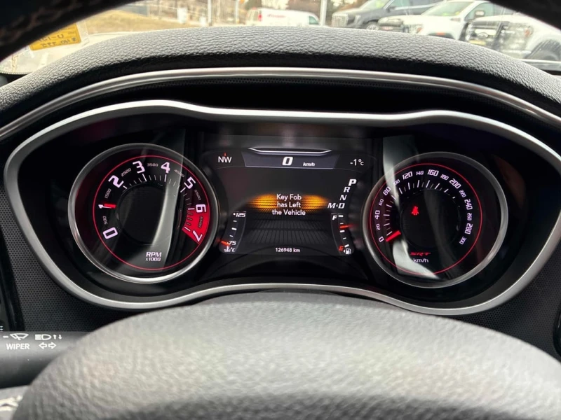 Dodge Challenger * SRT 392 * 6.4 V8 * CARFAX * , снимка 8 - Автомобили и джипове - 53419229