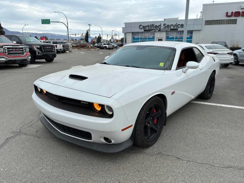 Dodge Challenger * SRT 392 * 6.4 V8 * CARFAX * 