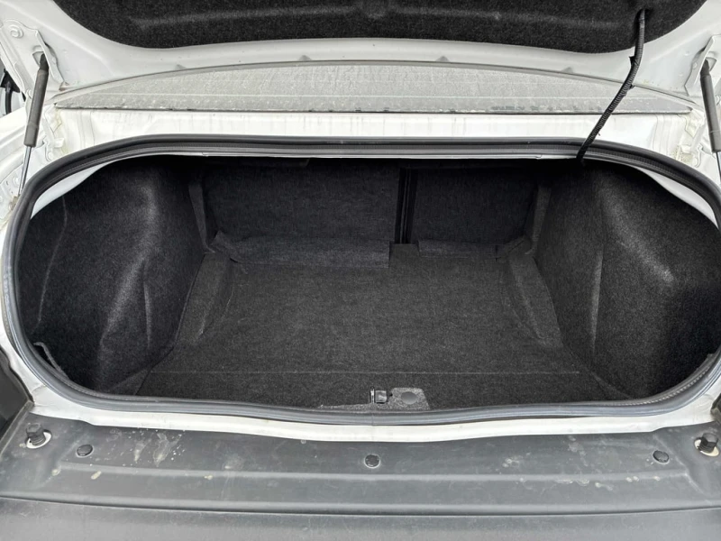 Dodge Challenger * SRT 392 * 6.4 V8 * CARFAX * , снимка 12 - Автомобили и джипове - 53419229