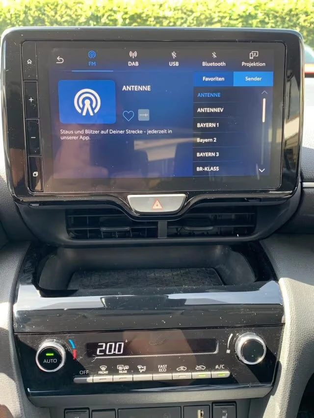 Toyota Yaris Cross COMFORT/116HP/4WD/CAM/NAVI/LED/DIGI/CARPLAY/238g | Mobile.bg   12