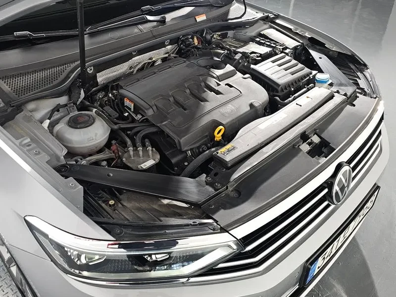 VW Passat Gt(B8) 2.0 Tdi Prestige, снимка 6 - Автомобили и джипове - 55062330