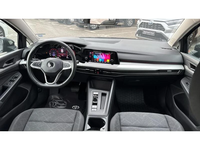VW Golf 1.5 ETSI DSG, снимка 8 - Автомобили и джипове - 56561393