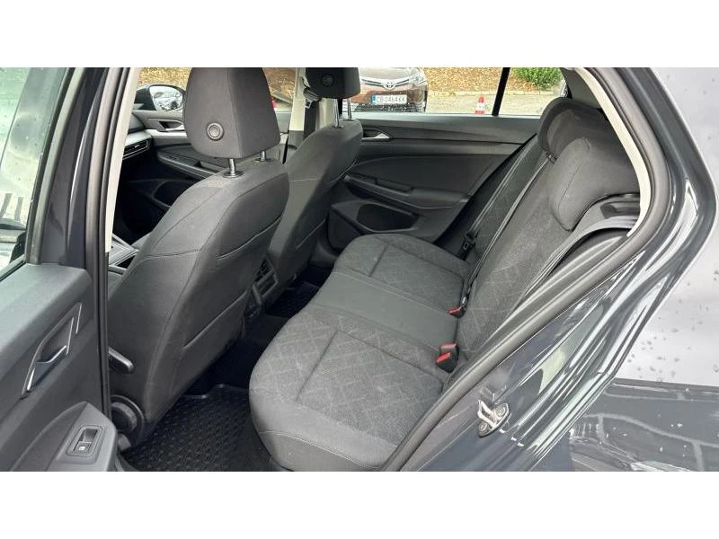 VW Golf 1.5 ETSI DSG, снимка 11 - Автомобили и джипове - 56561393
