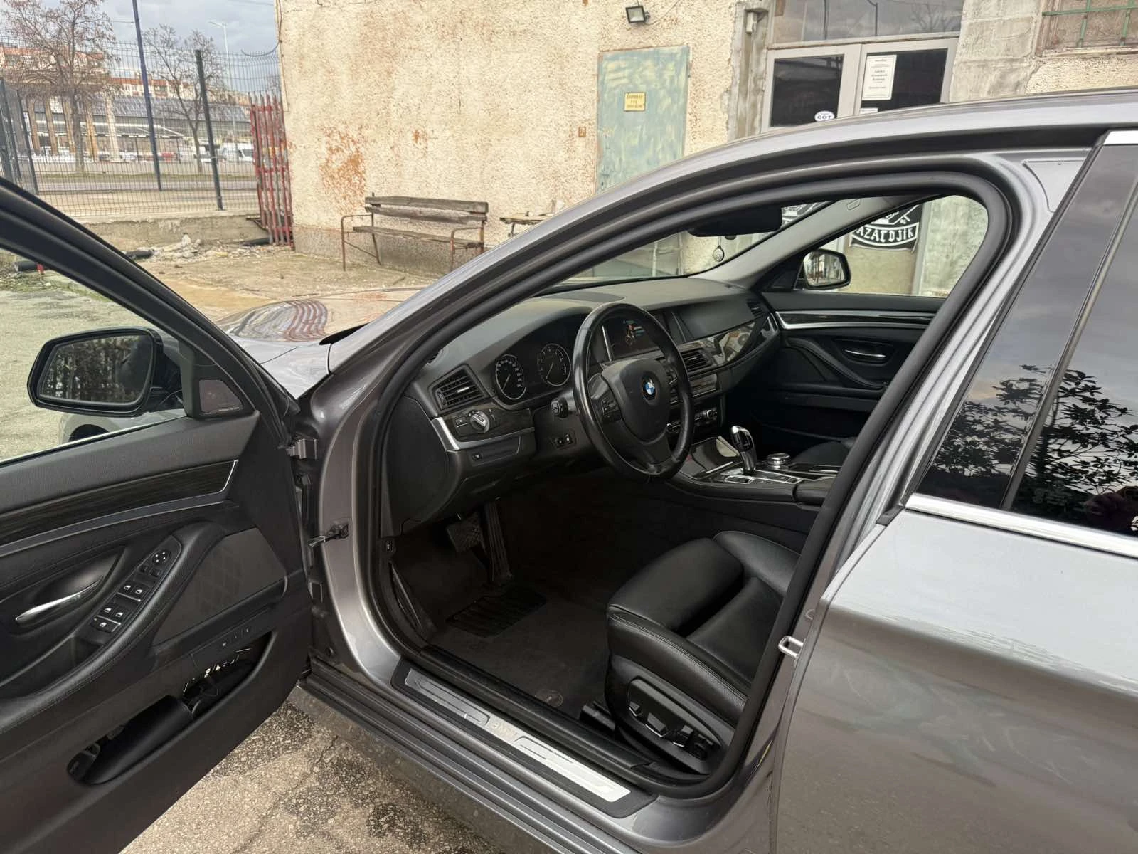 BMW 528 F10 BMW 528 Facelift  | Mobile.bg   12