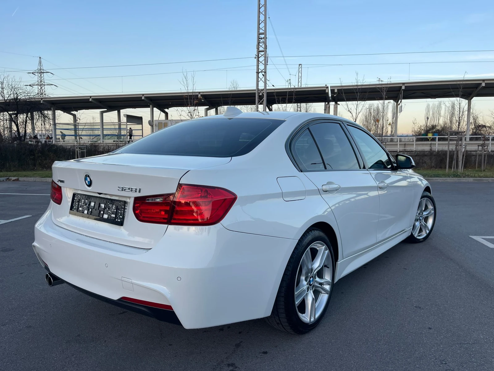 BMW 328 xDrive M SPORT TOP  - изображение 6