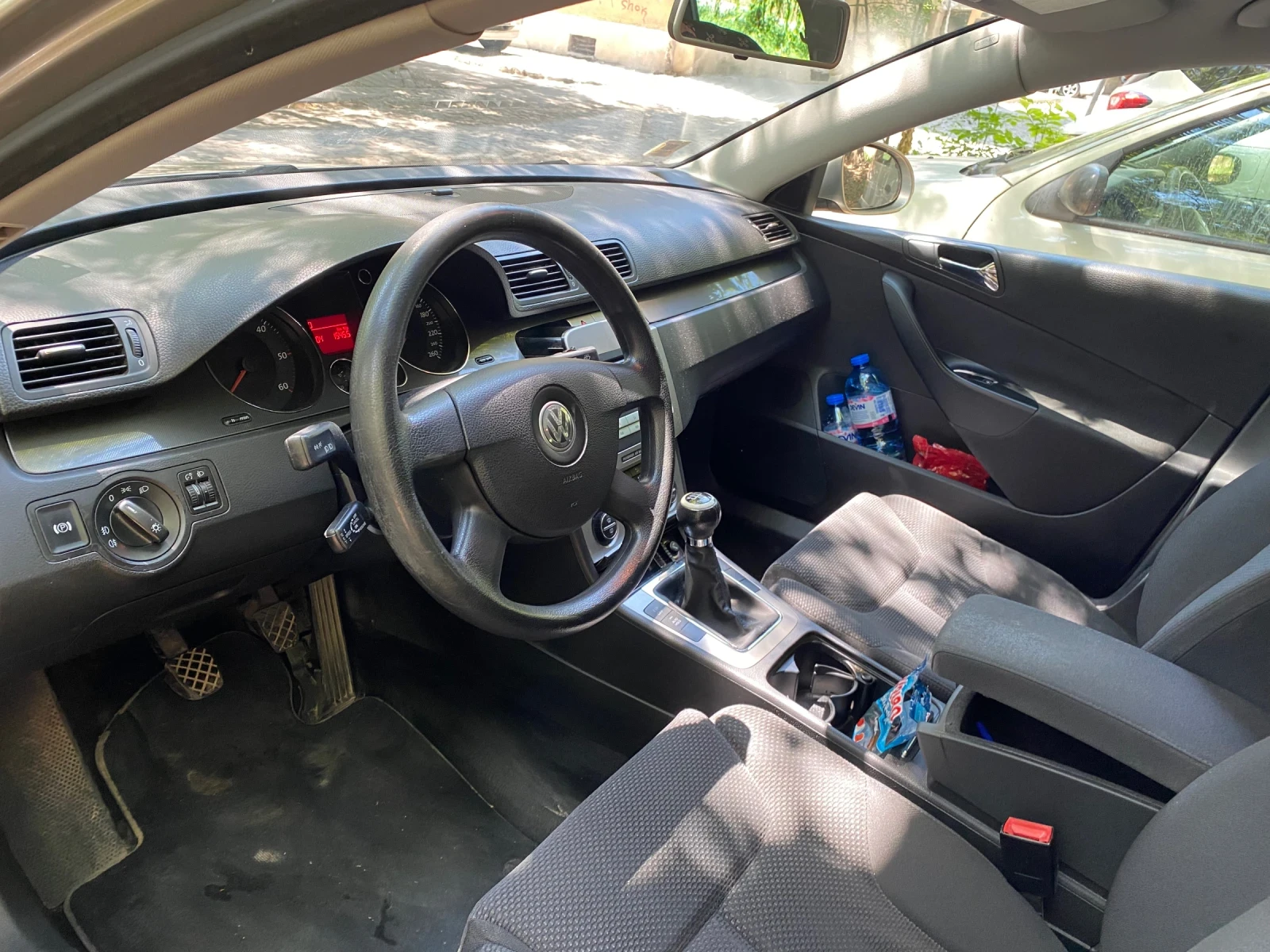 VW Passat  - изображение 2