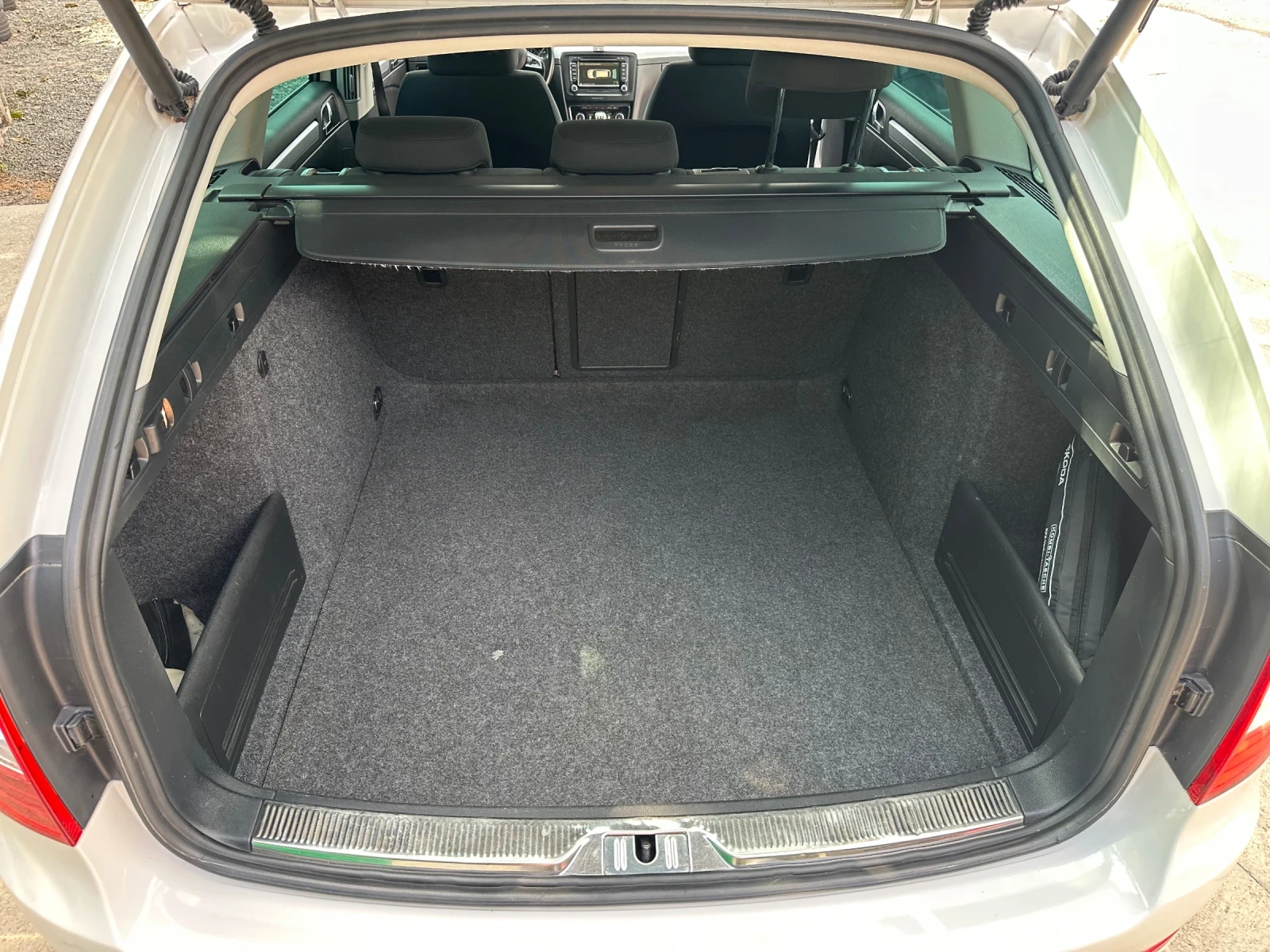 Skoda Superb 2.0Tdi 4x4     | Mobile.bg   14