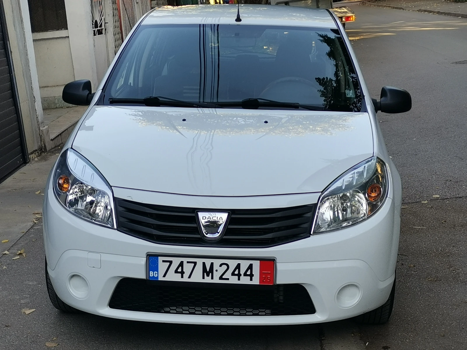Dacia Sandero 1.2i EURO 5 - изображение 9