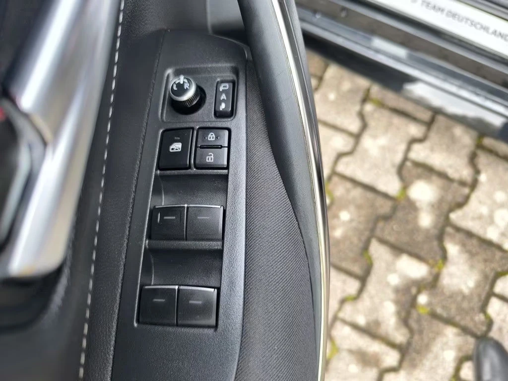 Toyota Corolla 2.0HEV/184HP/TEAM-D/CAM/NAVI/LE/CPLAY/KLESS/621g | Mobile.bg � ����������� 11