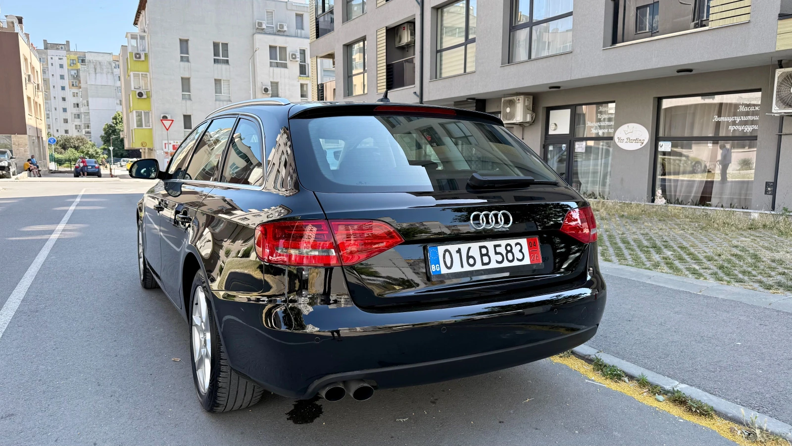 Audi A4 2.0TDI НАВИ БИКСЕНОН, снимка 3 - Автомобили и джипове - 55097309