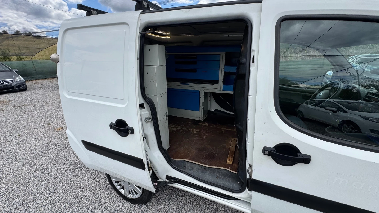 Fiat Doblo 1.9 -105 к.с Cargo euro 4, снимка 9 - Автомобили и джипове - 55427776