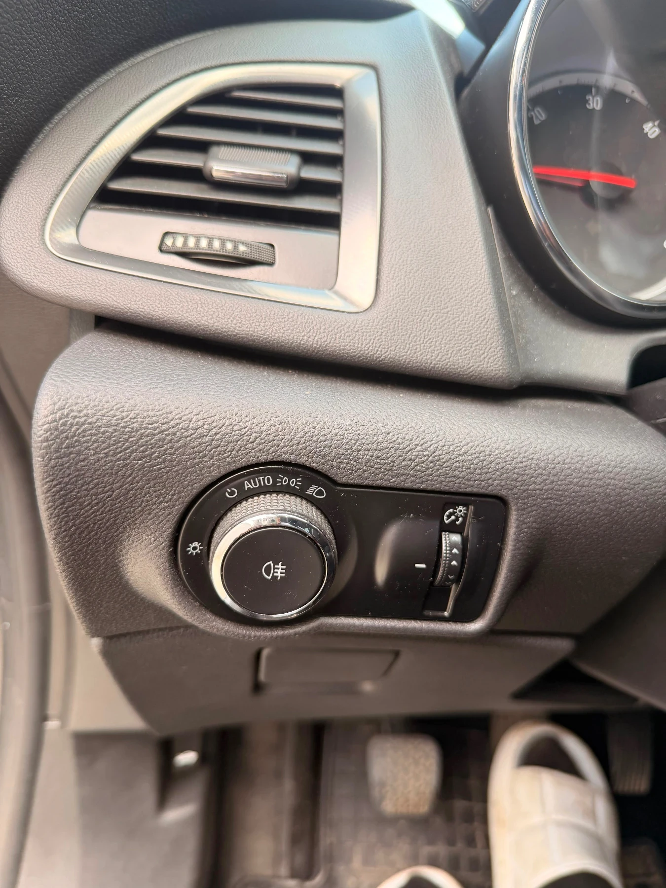 Opel Astra, снимка 14 - Автомобили и джипове - 55625032