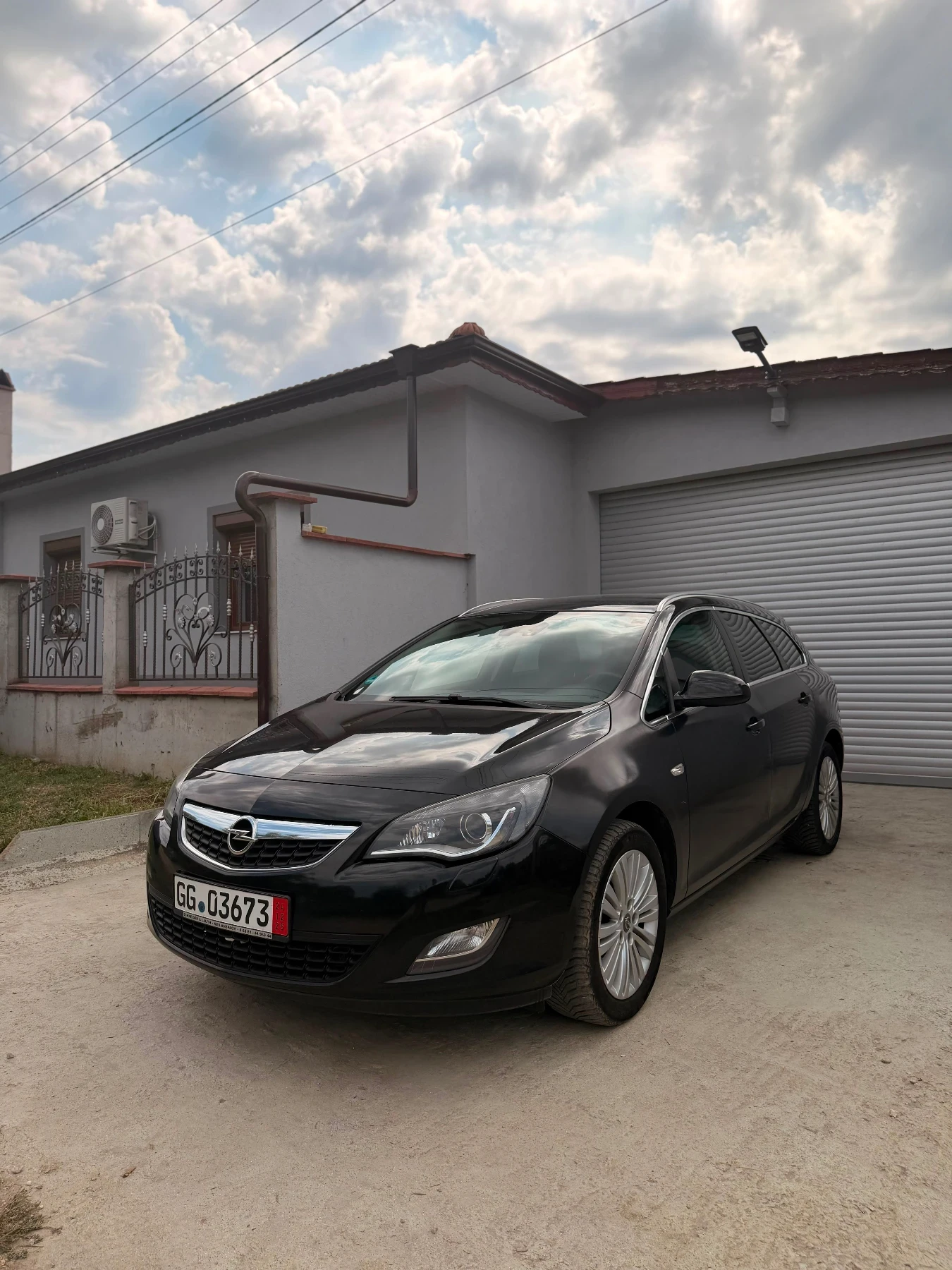 Opel Astra, снимка 2 - Автомобили и джипове - 55625032