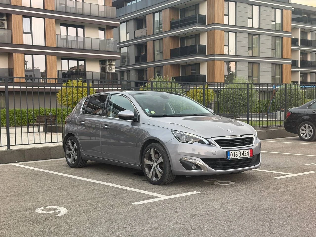 Peugeot 308 2.0 Blue-HDI Feline 