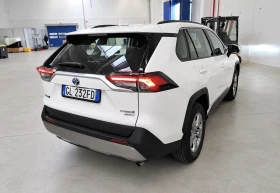 Toyota Rav4 !!!ОЧАКВАН ВНОС!!! 2.5 HYBRID 222hp ГАРАНЦИЯ !!! | Auto.bg — изображение 5