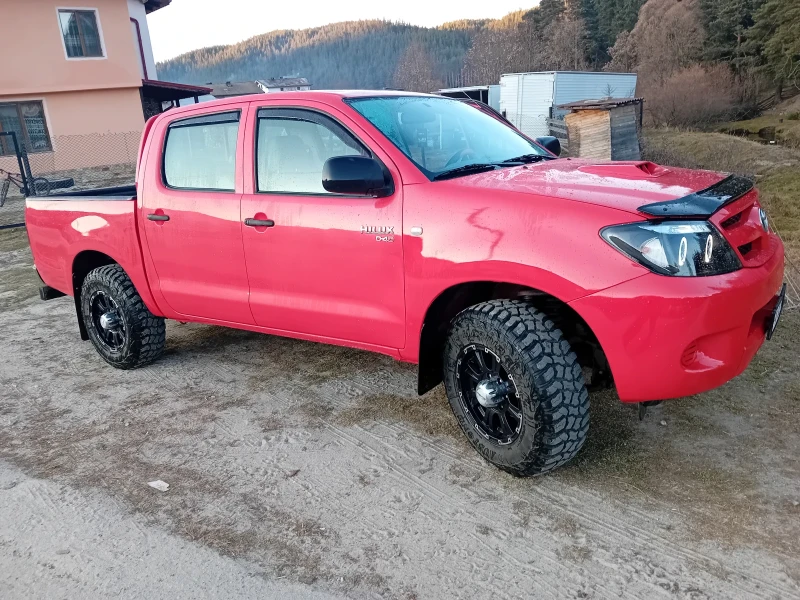 Toyota Hilux, снимка 2 - Автомобили и джипове - 48422030