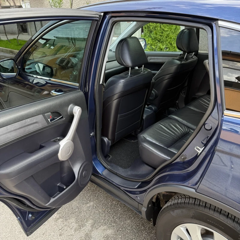 Honda Cr-v 2.0i Executive 4X4, снимка 16 - Автомобили и джипове - 49501368