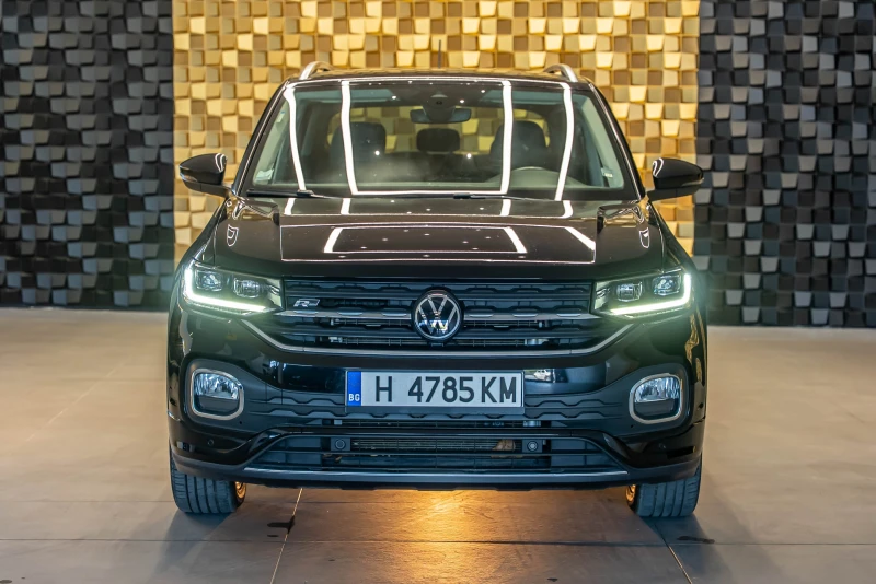 VW T-Cross 1.0 TSI R-Line, снимка 2 - Автомобили и джипове - 51505728