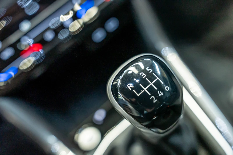 VW T-Cross 1.0 TSI R-Line, снимка 8 - Автомобили и джипове - 51505728