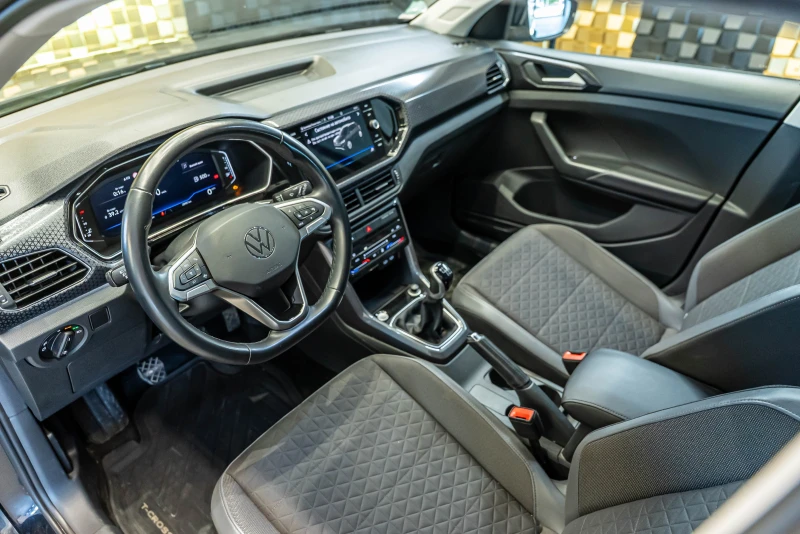 VW T-Cross 1.0 TSI R-Line, снимка 5 - Автомобили и джипове - 51505728