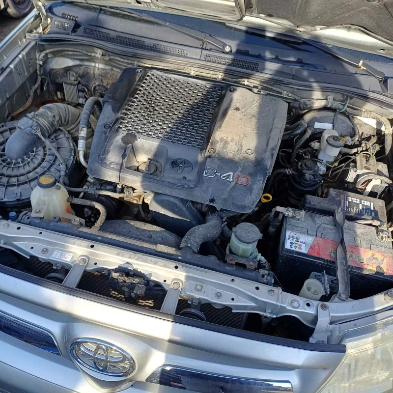 Toyota Hilux, снимка 7 - Автомобили и джипове - 52630838