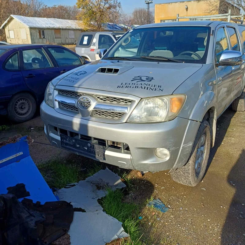 Toyota Hilux, снимка 2 - Автомобили и джипове - 52630838