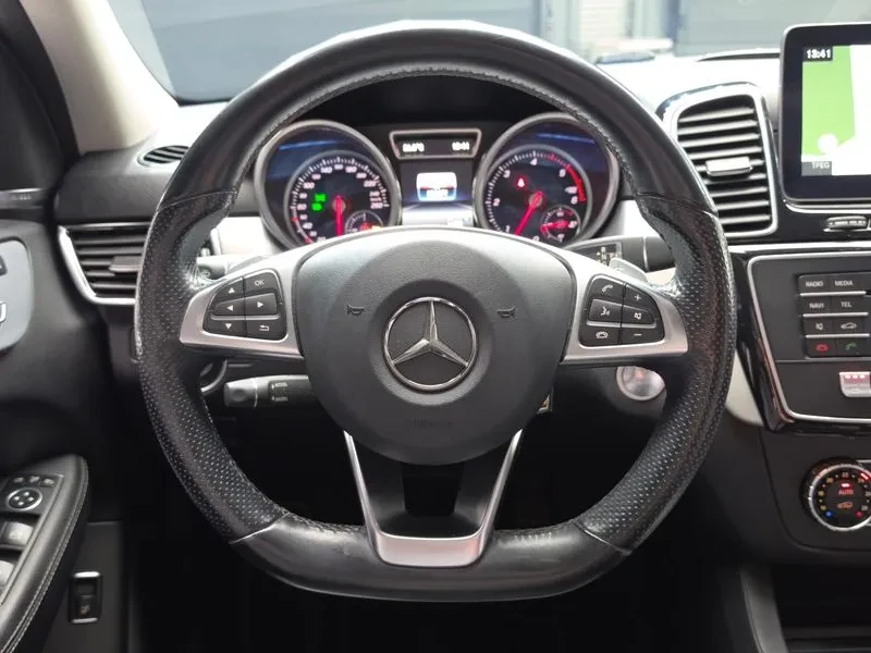 Mercedes-Benz GLE 350d - САМО 30% АВАНС, снимка 13 - Автомобили и джипове - 56112305