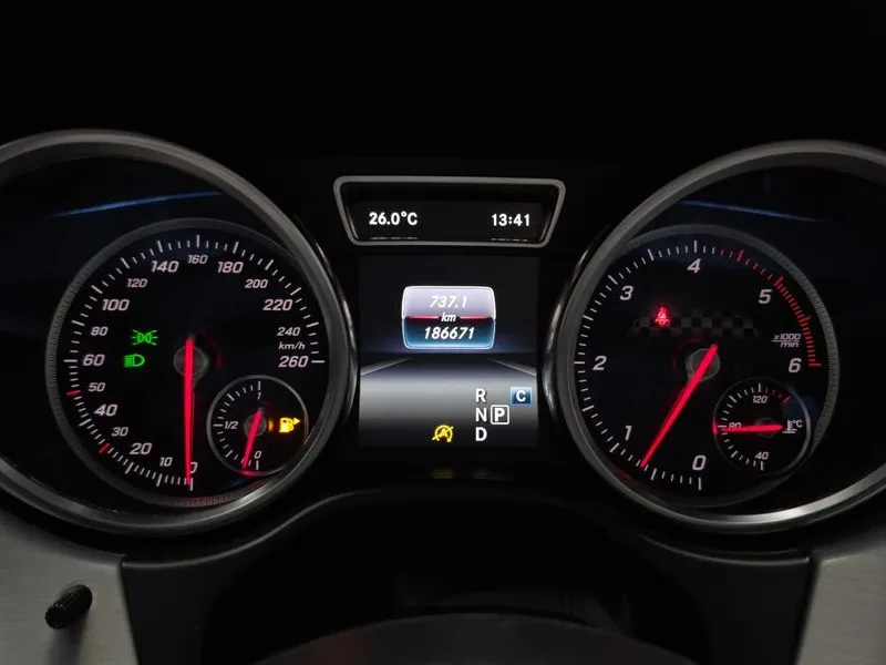 Mercedes-Benz GLE 350d - САМО 30% АВАНС, снимка 8 - Автомобили и джипове - 56112305