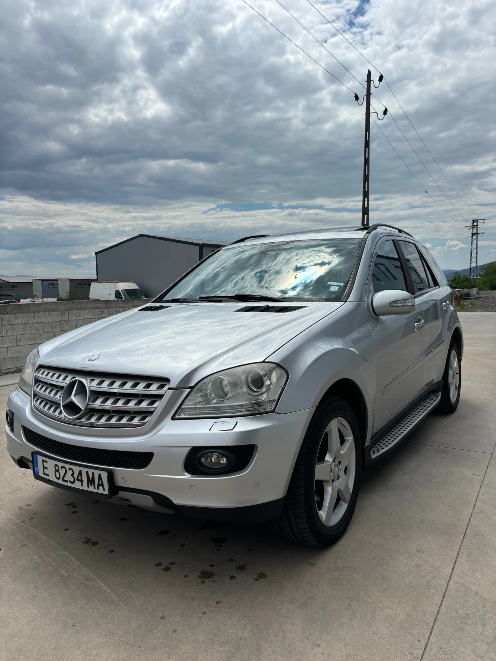 Mercedes-Benz ML 320  - изображение 3