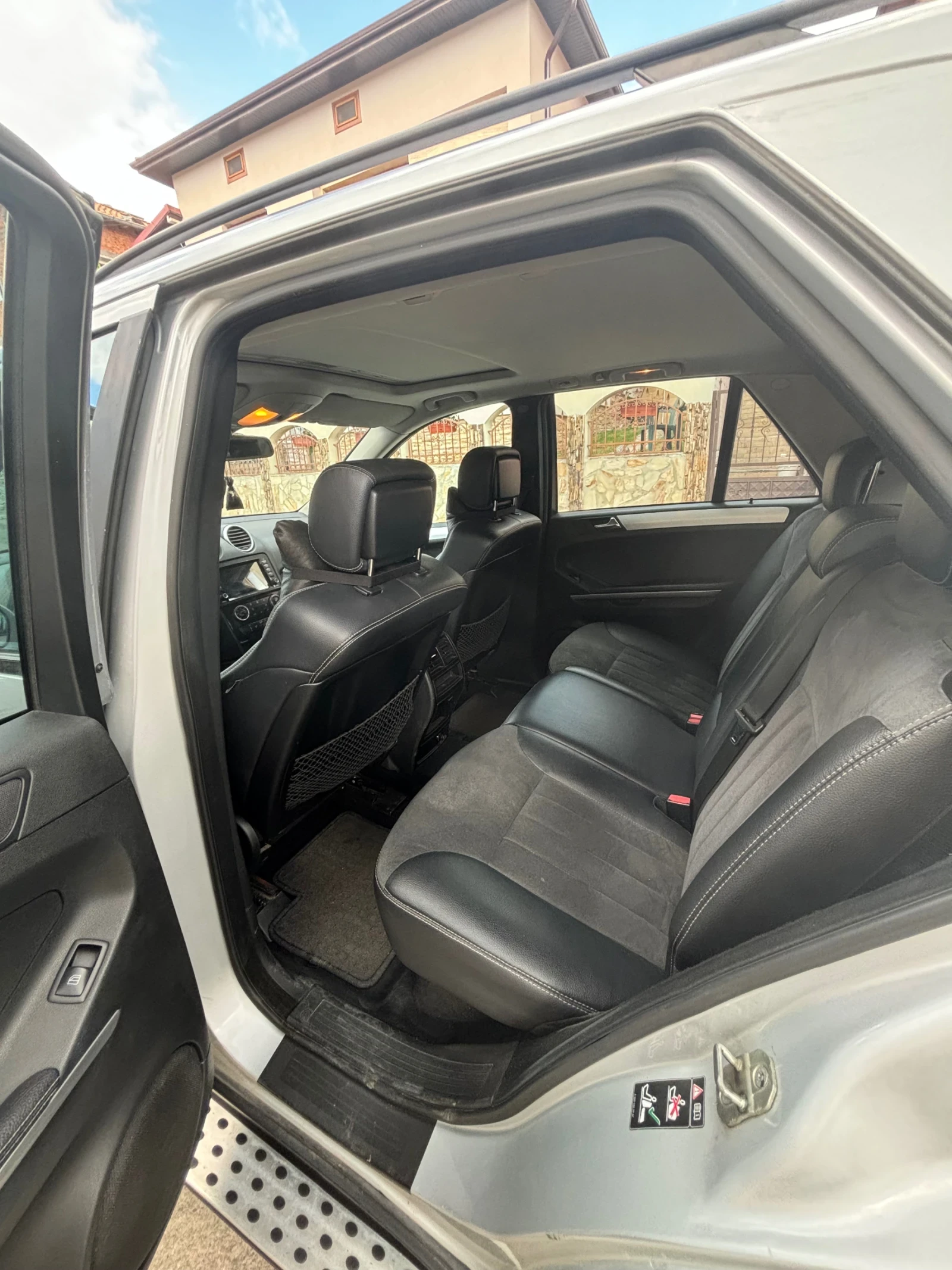 Mercedes-Benz ML 320  - изображение 8