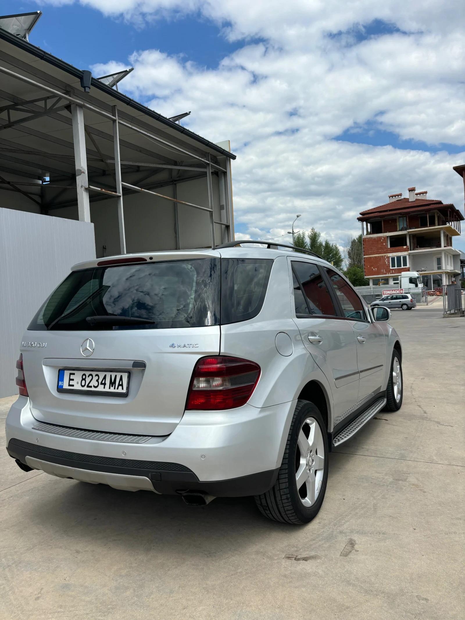 Mercedes-Benz ML 320  - изображение 6