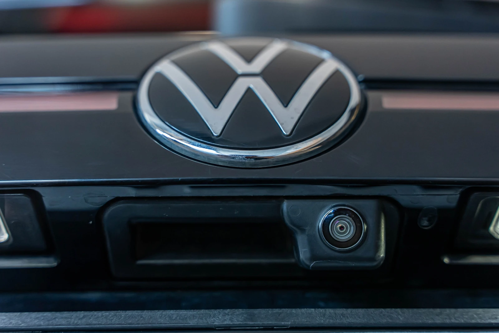 VW T-Cross 1.0 TSI R-Line | Mobile.bg   16