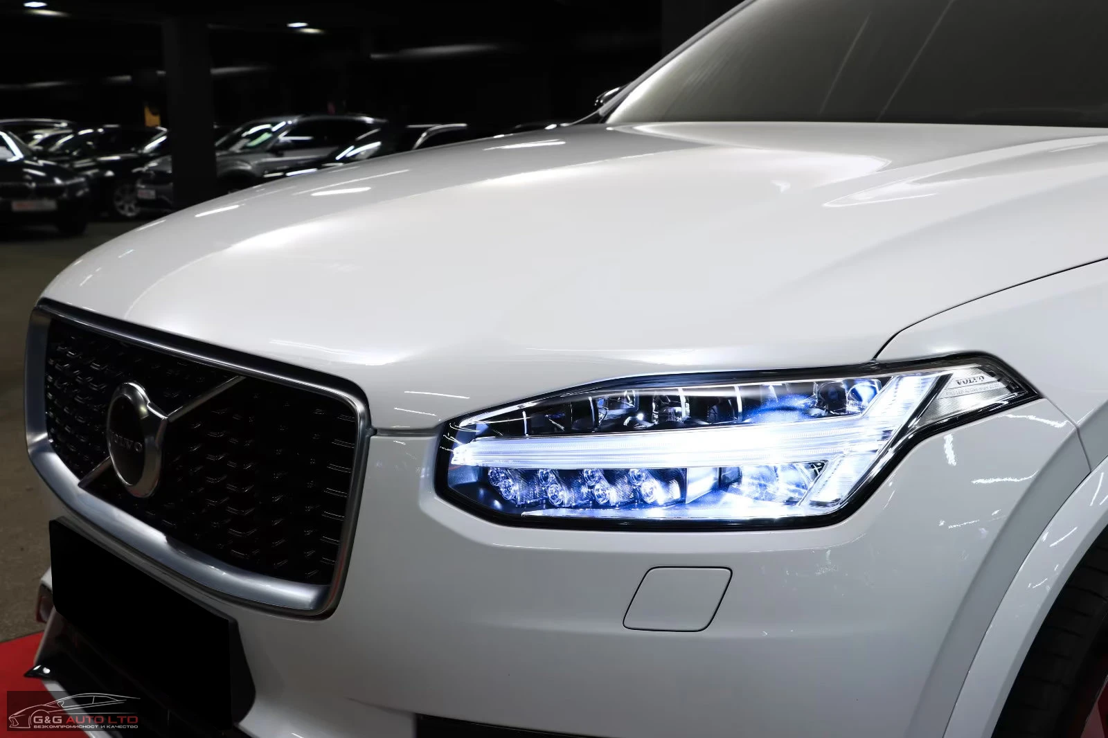 Volvo Xc90 R-DESIGN/235HP/PANO/HUD/CAM/ACC/DIGI/KLESS/147g - изображение 6