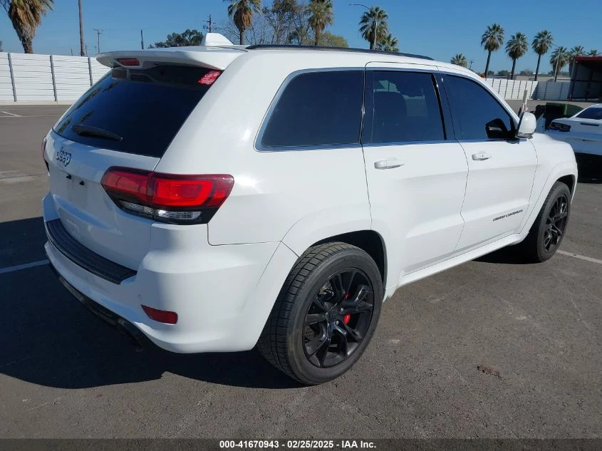 Jeep Grand cherokee 2015 JEEP GRAND CHEROKEE SRT - изображение 8