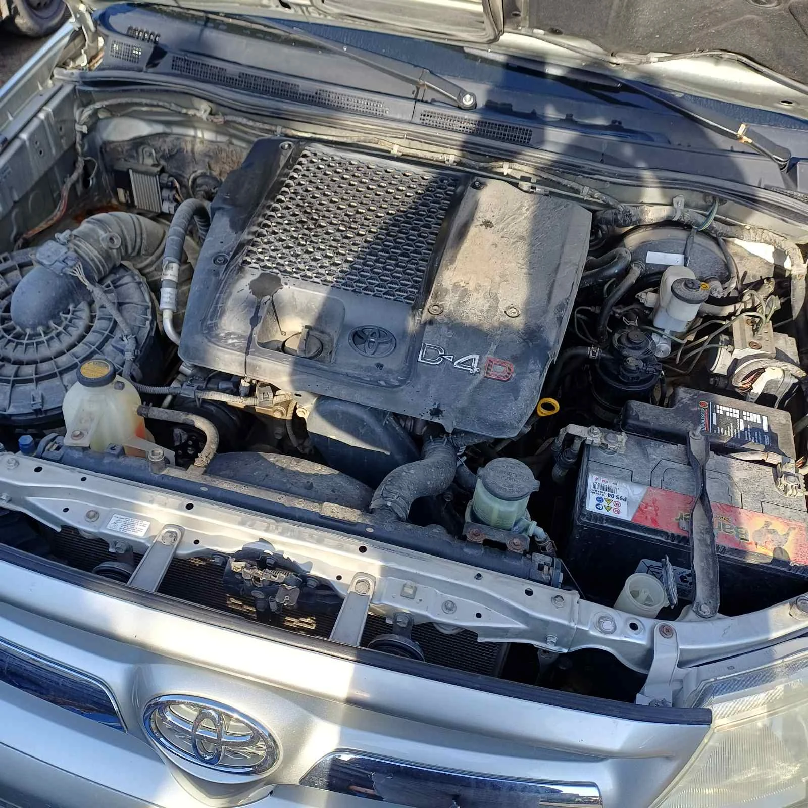 Toyota Hilux  - изображение 7