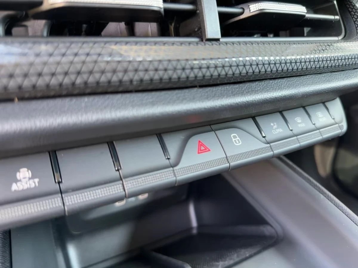 Skoda Elroq 50 Tour Studio LED CAMERA PDC , снимка 14 - Автомобили и джипове - 54043786