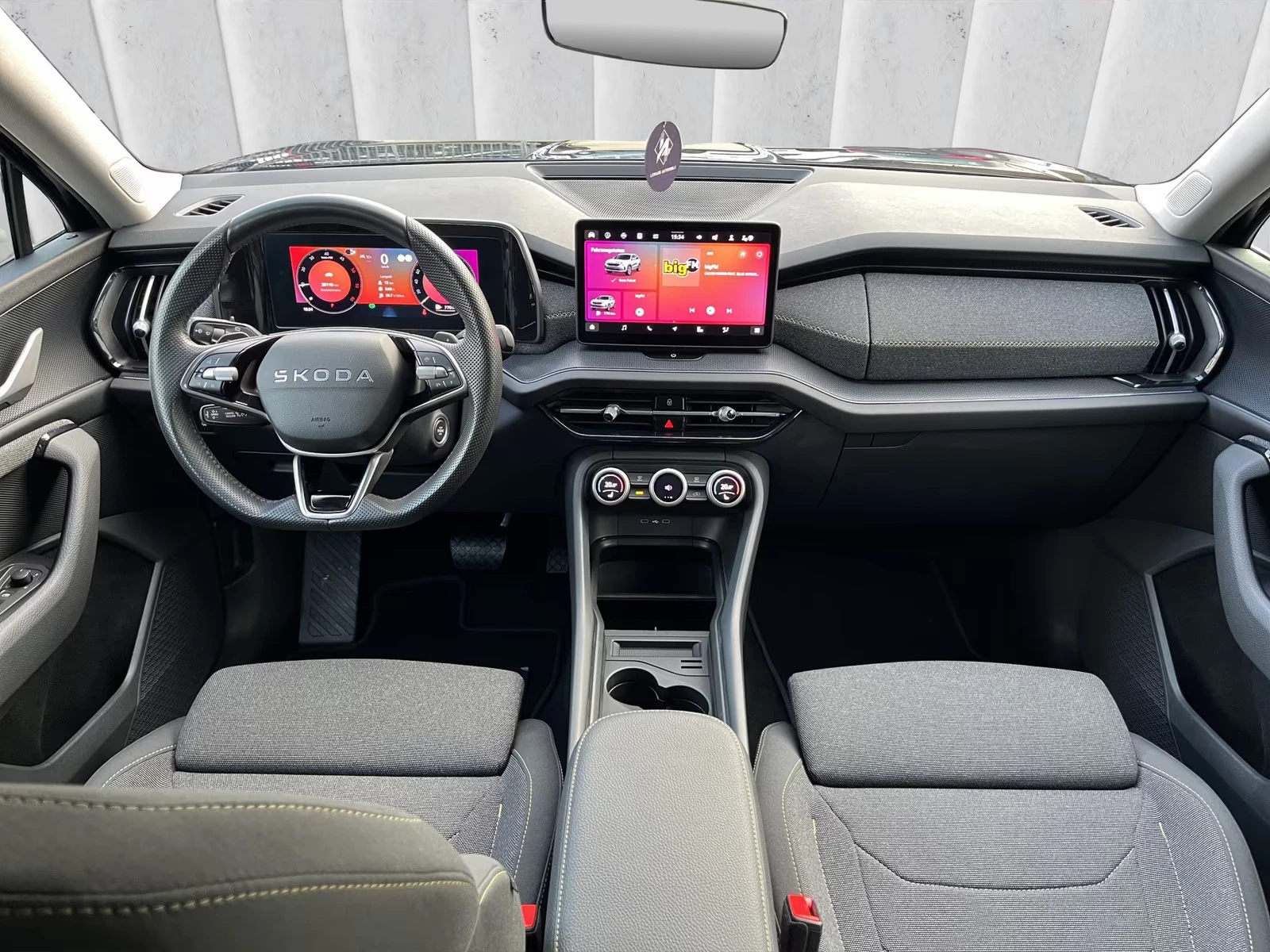Skoda Kodiaq 2.0 TDI/ DSG/ CAMERA/ LED/ 7-МЕСТНА, снимка 11 - Автомобили и джипове - 54771274