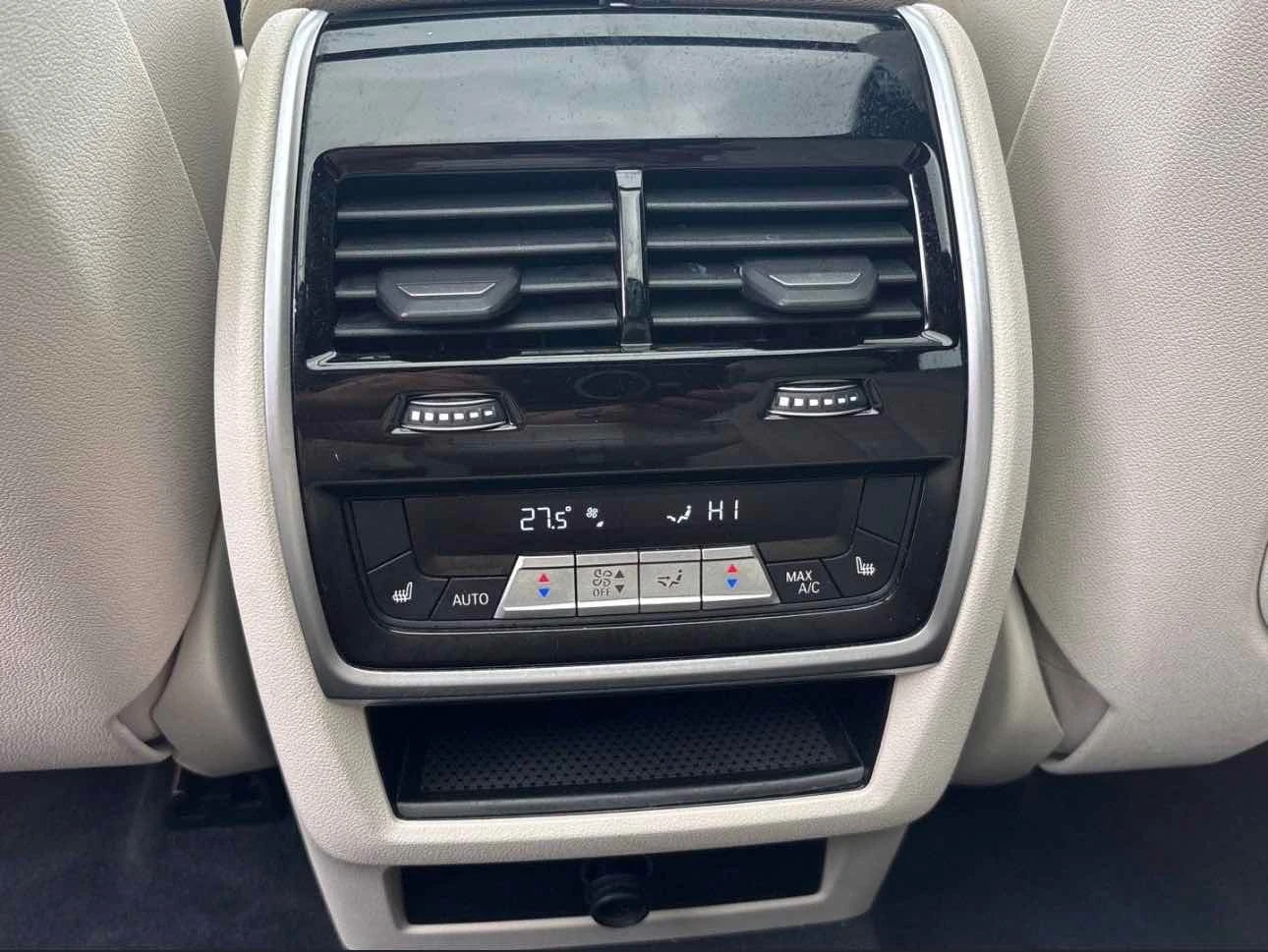 BMW X5 xDrive40i/M-Pack/Laser/H&K/Pano/Head Up/360, снимка 17 - Автомобили и джипове - 54911363