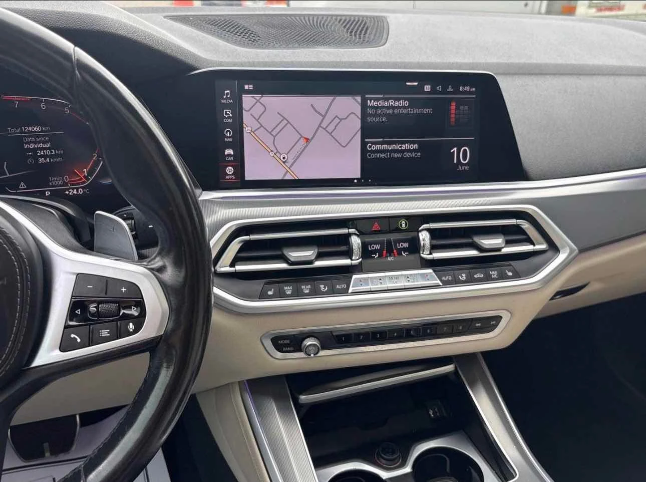 BMW X5 xDrive40i/M-Pack/Laser/H&K/Pano/Head Up/360, снимка 9 - Автомобили и джипове - 54911363