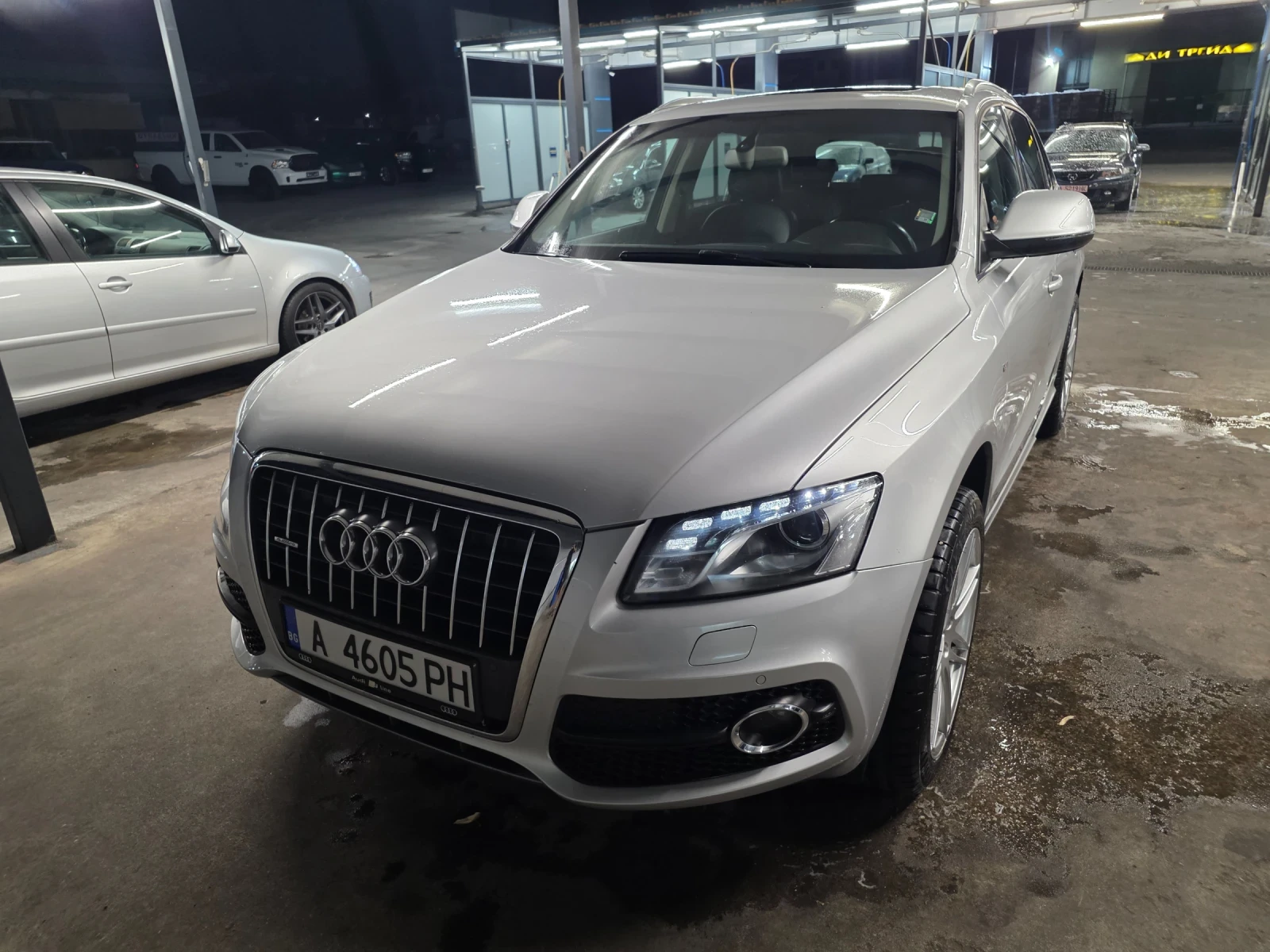 Audi Q5 2.0 TDI , снимка 3 - Автомобили и джипове - 55009300