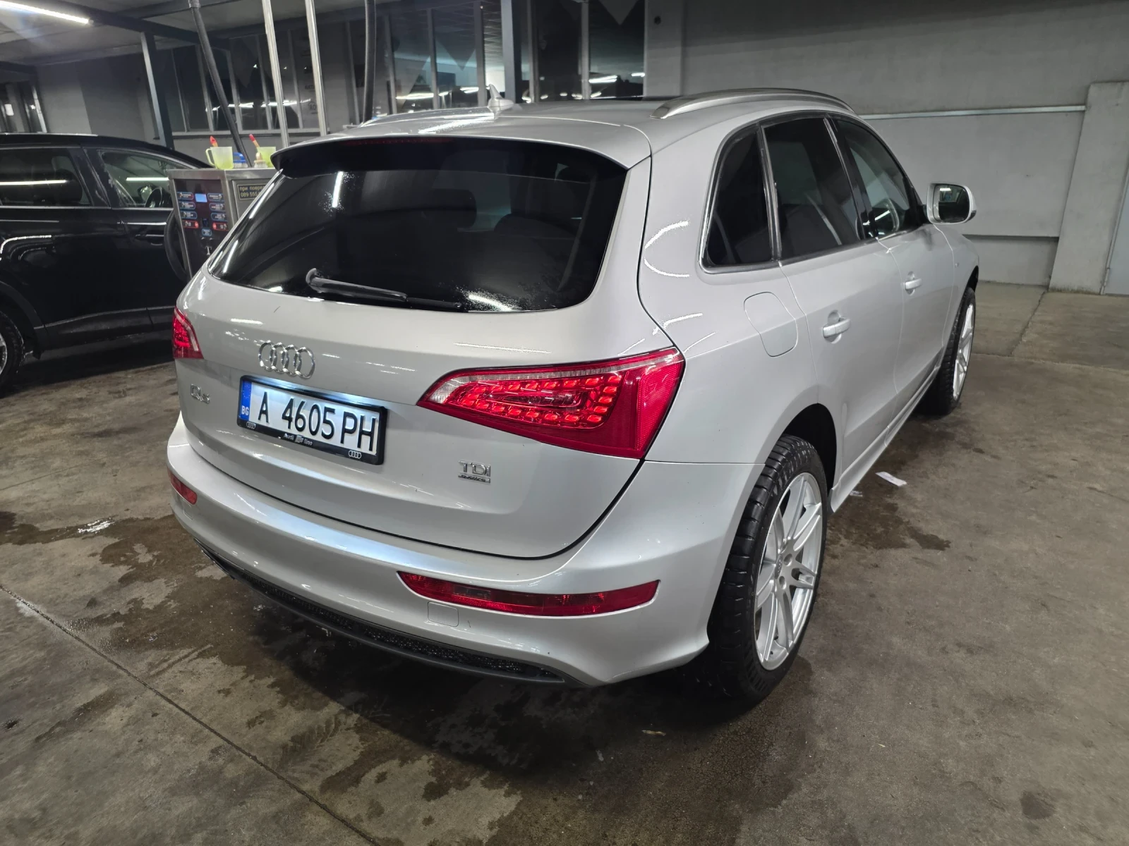 Audi Q5 2.0 TDI , снимка 8 - Автомобили и джипове - 55009300