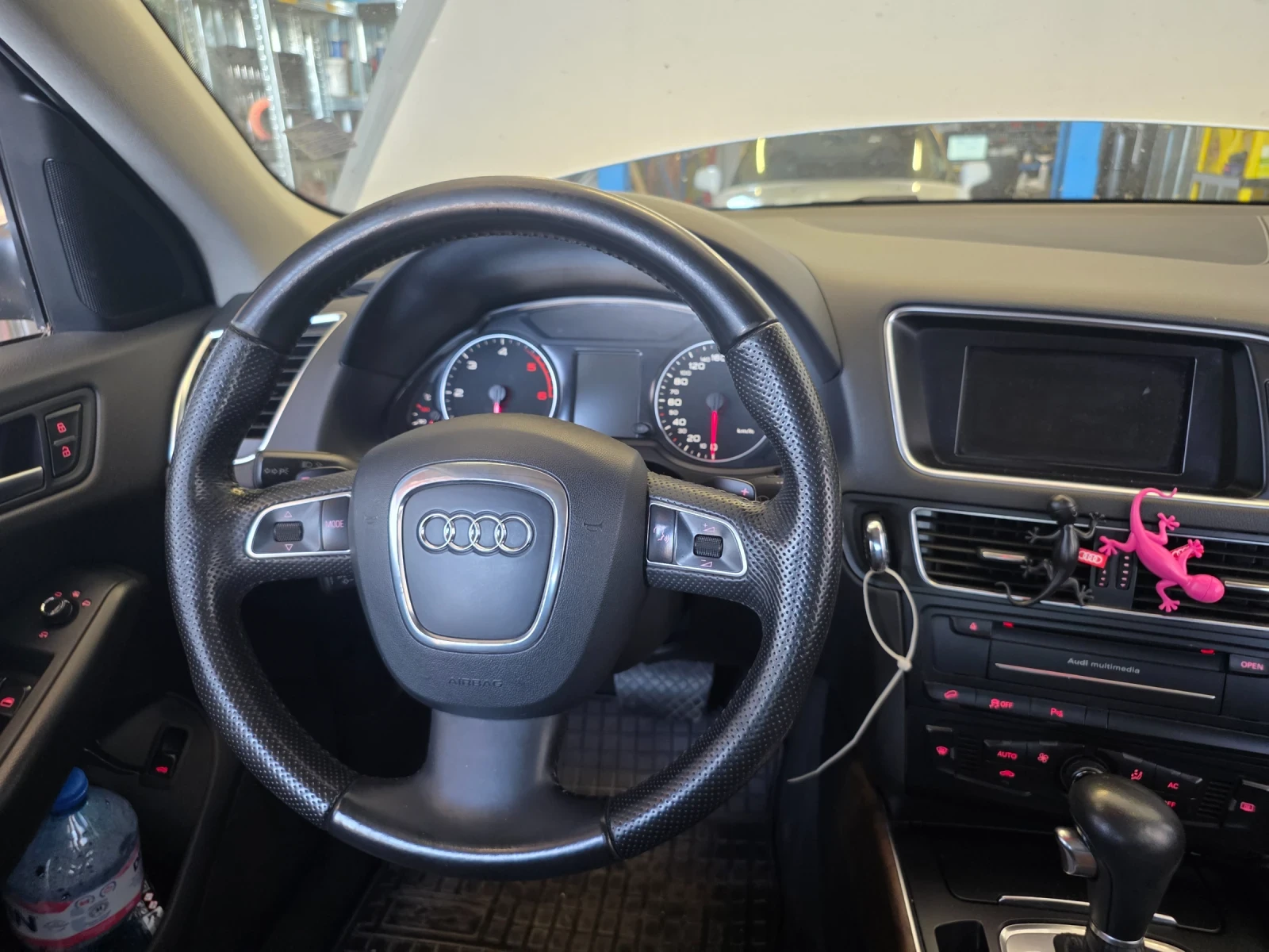 Audi Q5 2.0 TDI , снимка 12 - Автомобили и джипове - 55009300