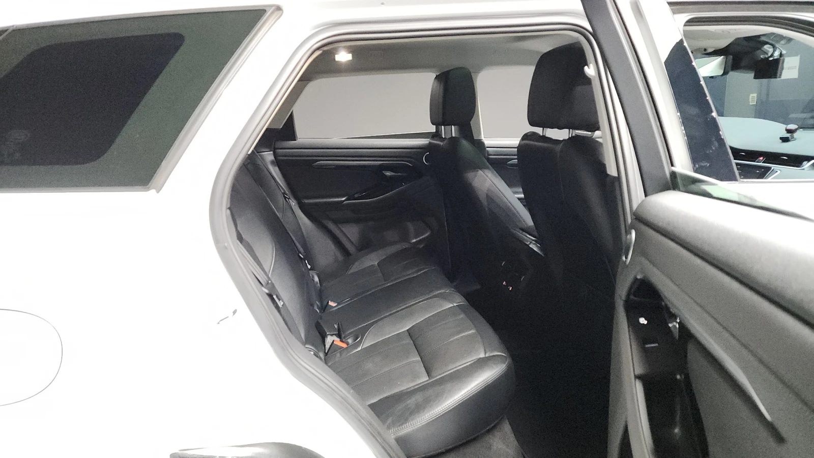 Land Rover Range Rover Evoque P250 SE | Memory | Panoramic | 4WD, снимка 15 - Автомобили и джипове - 55369191