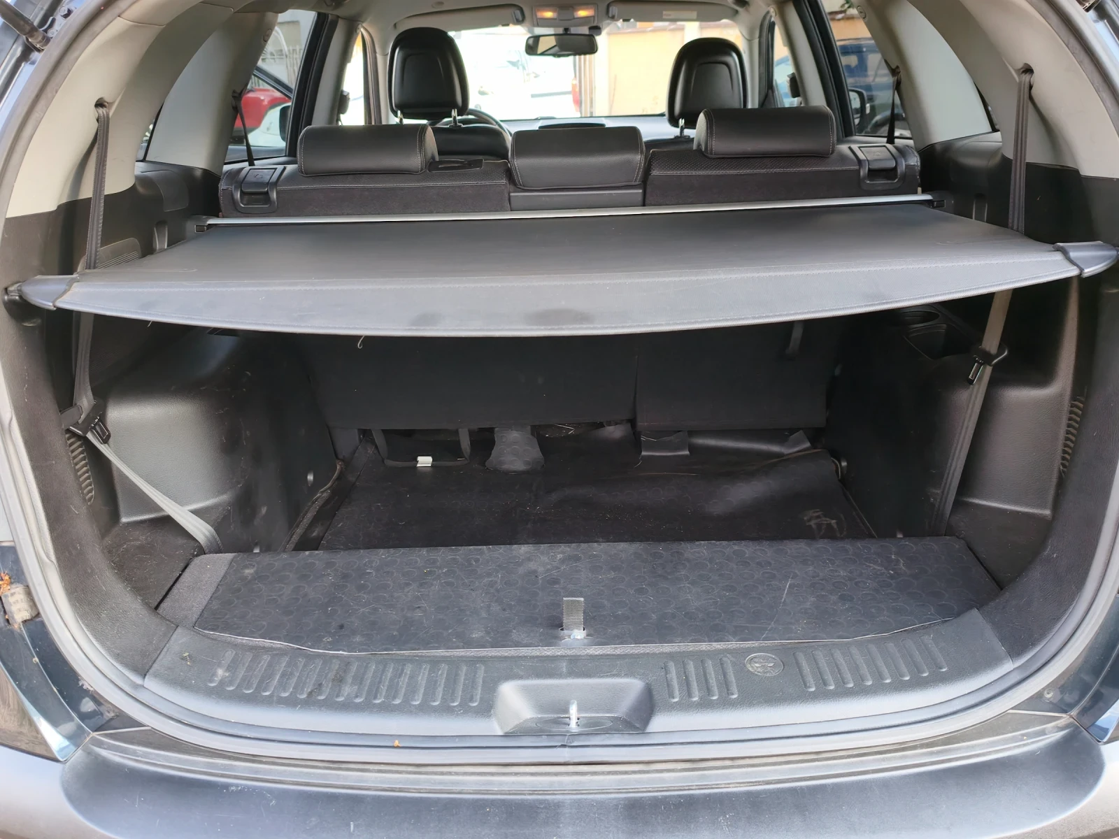 Kia Sorento CRDI, снимка 9 - Автомобили и джипове - 56154051